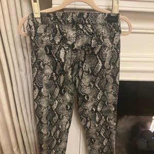 Paige Hoxton Slim Crop Jeans Women’s Roccia Snake Print Raw Frayed Hems: Size 25